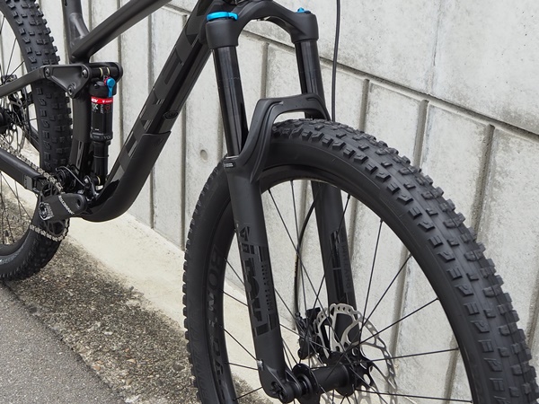 2020年モデル TREK FUEL EX8(トレック フューエル EX8) Mサイズ最速入荷