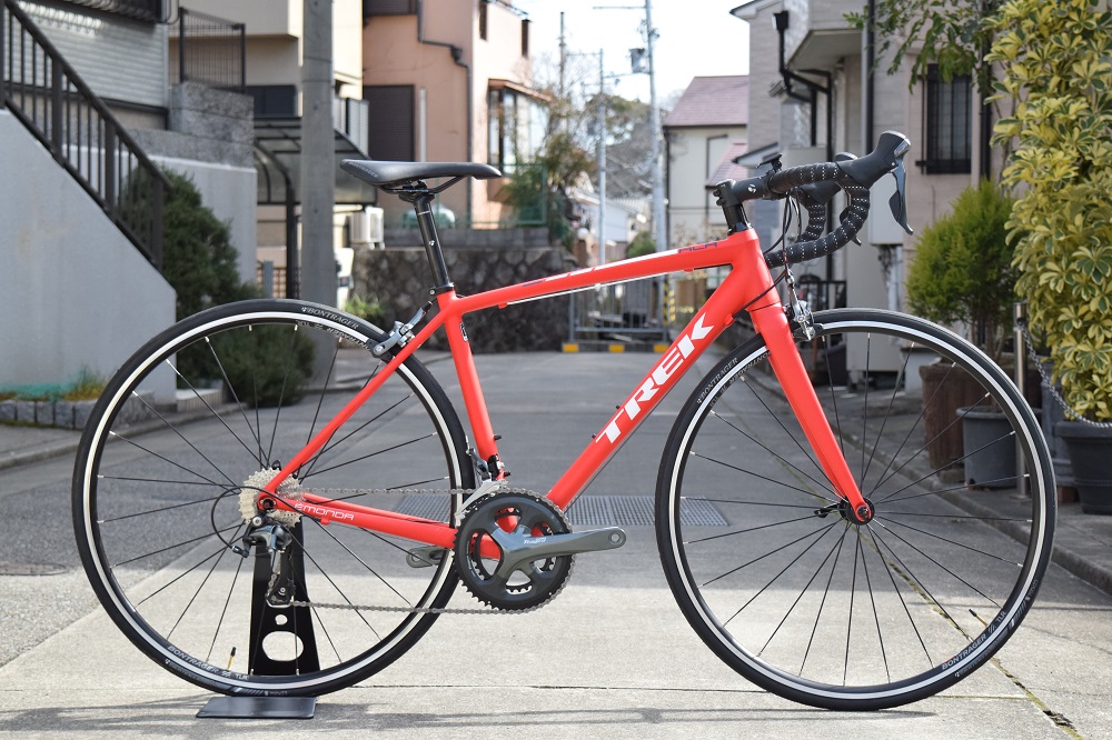 ＴＲＥＫ【トレック】の人気アルミロードバイクを比べてみました。エモンダ ＡＬＲとドマーネ ＡＬＲ