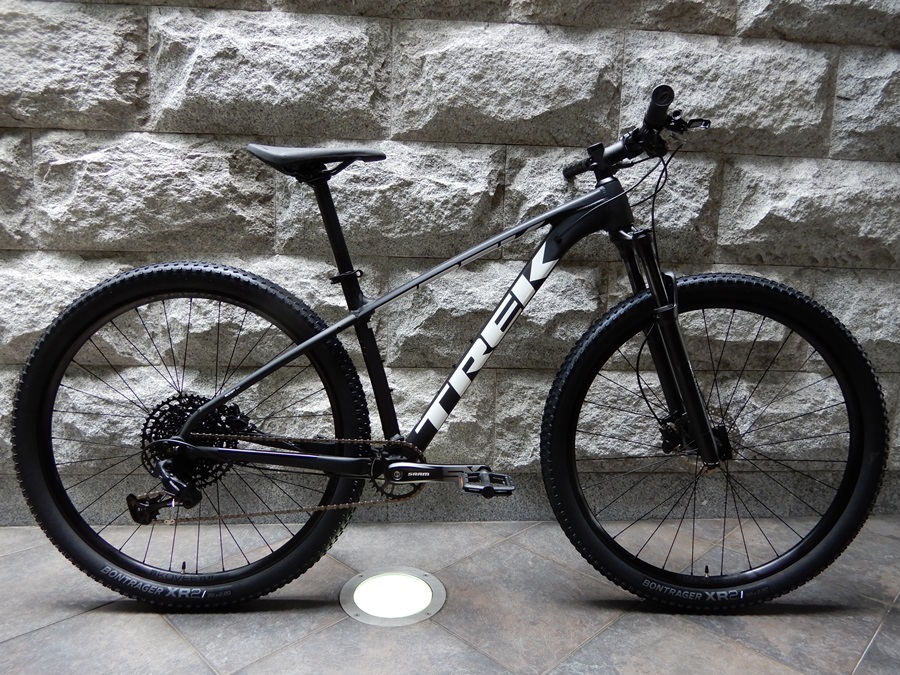 最大82%オフ! TREK トレック XCALIBER8 2020モデル サイズL i9tmg