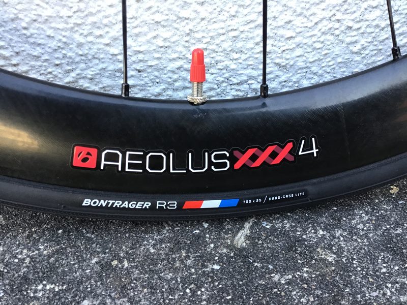 【Bontrager Aeolus XXX 4 & XXX2 TLR Disc Clincher ロードホイール】試乗してみました。