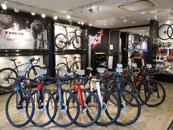 【最新入荷状況】【宝塚店】TREK Emonda SLシリーズ店頭在庫あります。