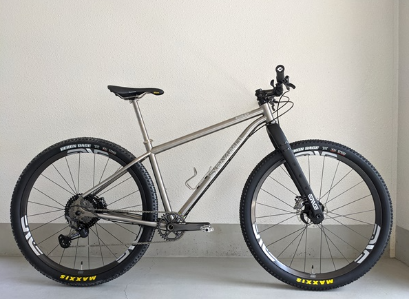 SEVEN CYCLES 「Sola 29 SL」超軽量MTB完成致しました。