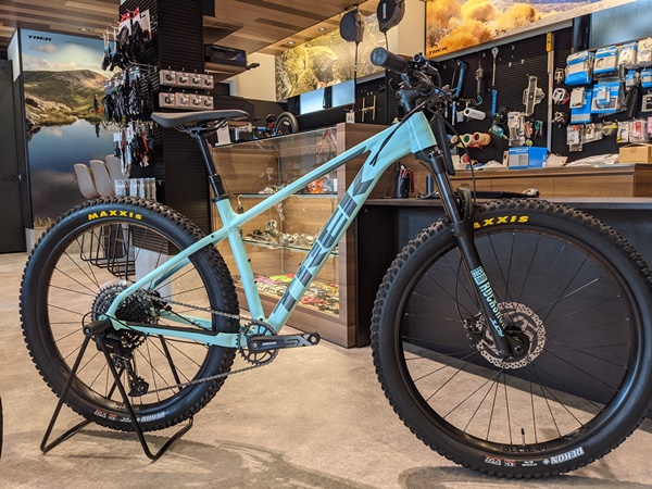 TREK ROSCOE 7 2021 美品 @東京