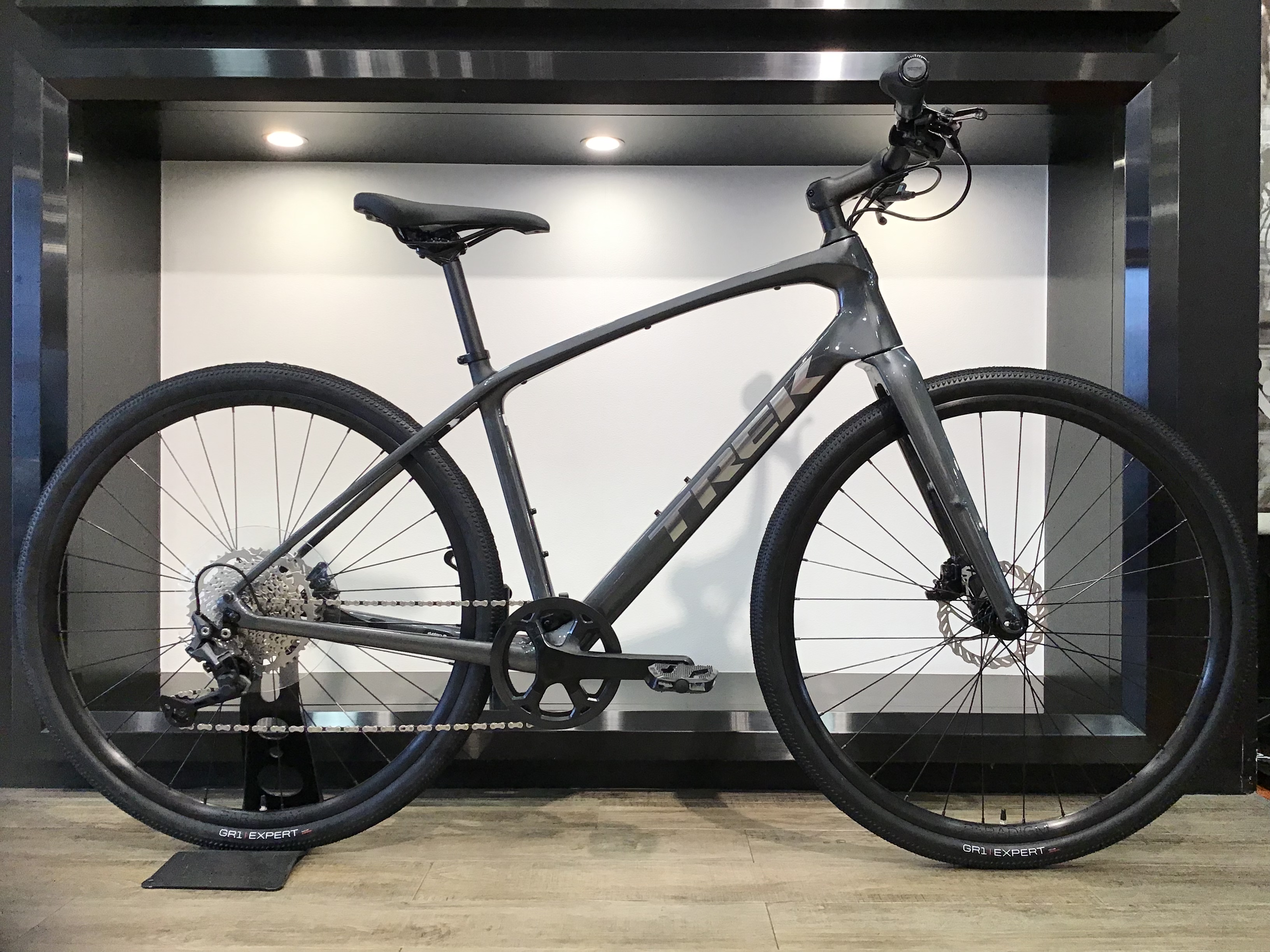 2022　TREK 新型FX SPORTシリーズ【宝塚店】