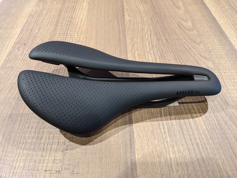 新製品！超軽量サドル「Aeolus RSL Bike Saddle」入荷いたしました。