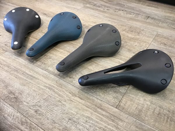 新感覚の座り心地 BROOKS CAMBIUM 入荷【宝塚】【サドル】