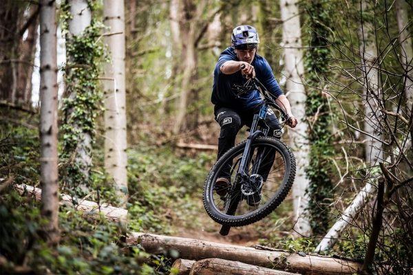 大阪・箕面店なら自分に合うTREK マウンテンバイクが見つかります。