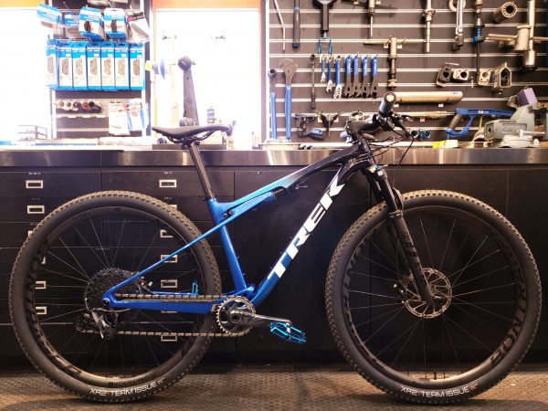 TREK SUPERCALIBER 9.8　2022