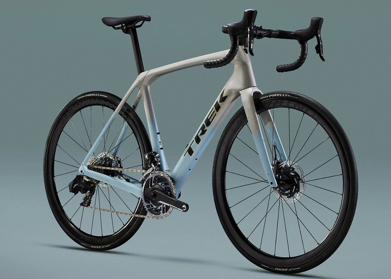 TREK Domane SLRだけに用意された2つの優美で深みのあるデザイン登場！！　【トレック プロジェクトワン】【京都西店】