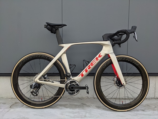 Project One(プロジェクトワン) Madone SLR Gen 7完成いたしました。