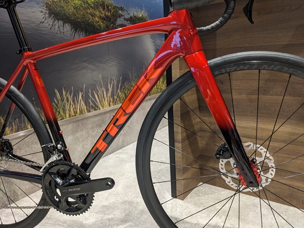 即日お渡し可能！新型12速機械式105搭載の2024 Emonda ALR5入荷。