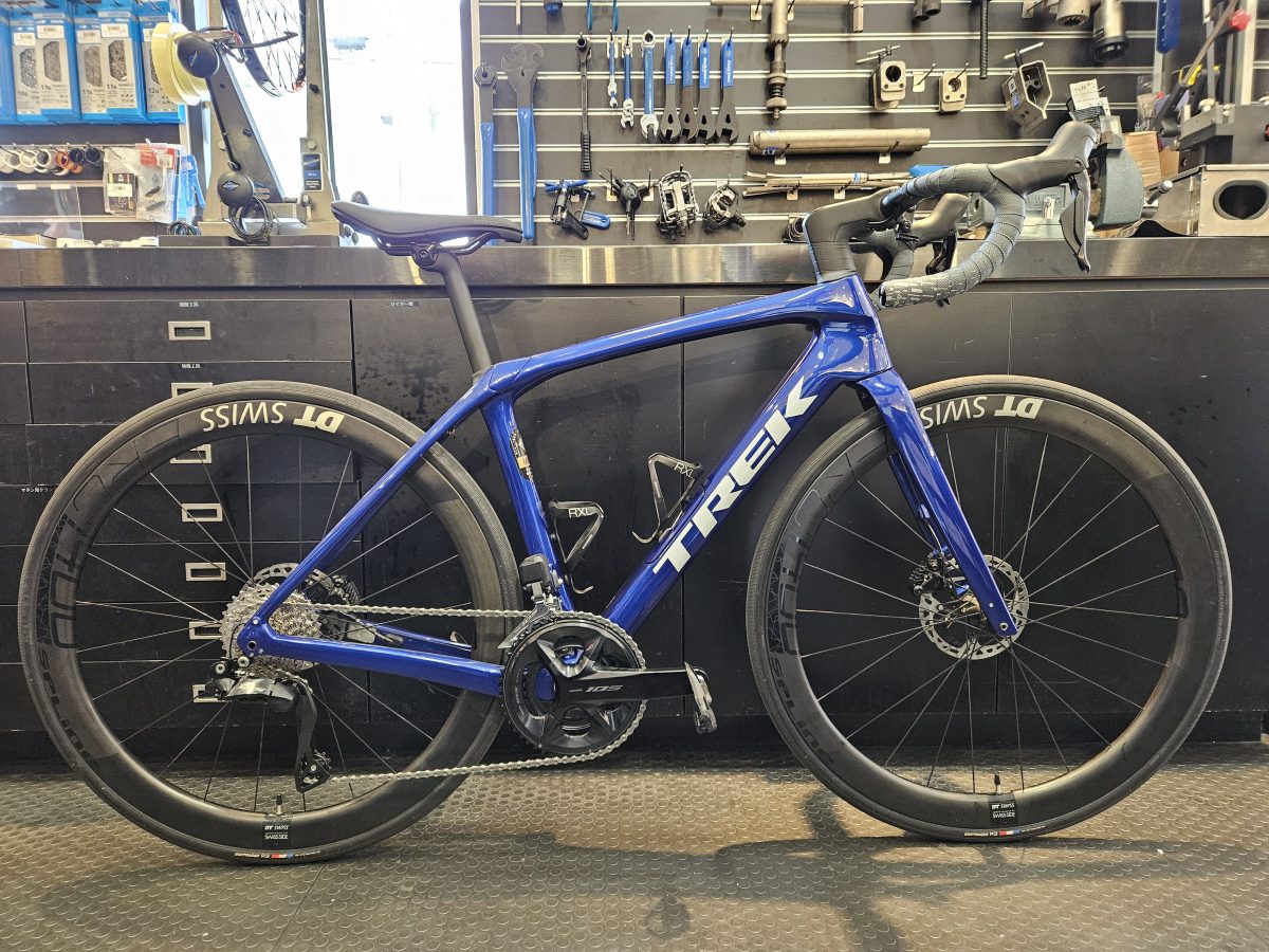 TREK DOMANE SL6　2023