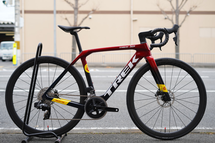 国内未展開の限定品！ 最後の1台を大放出！【 TREK DOMANE AXS Gen4 】