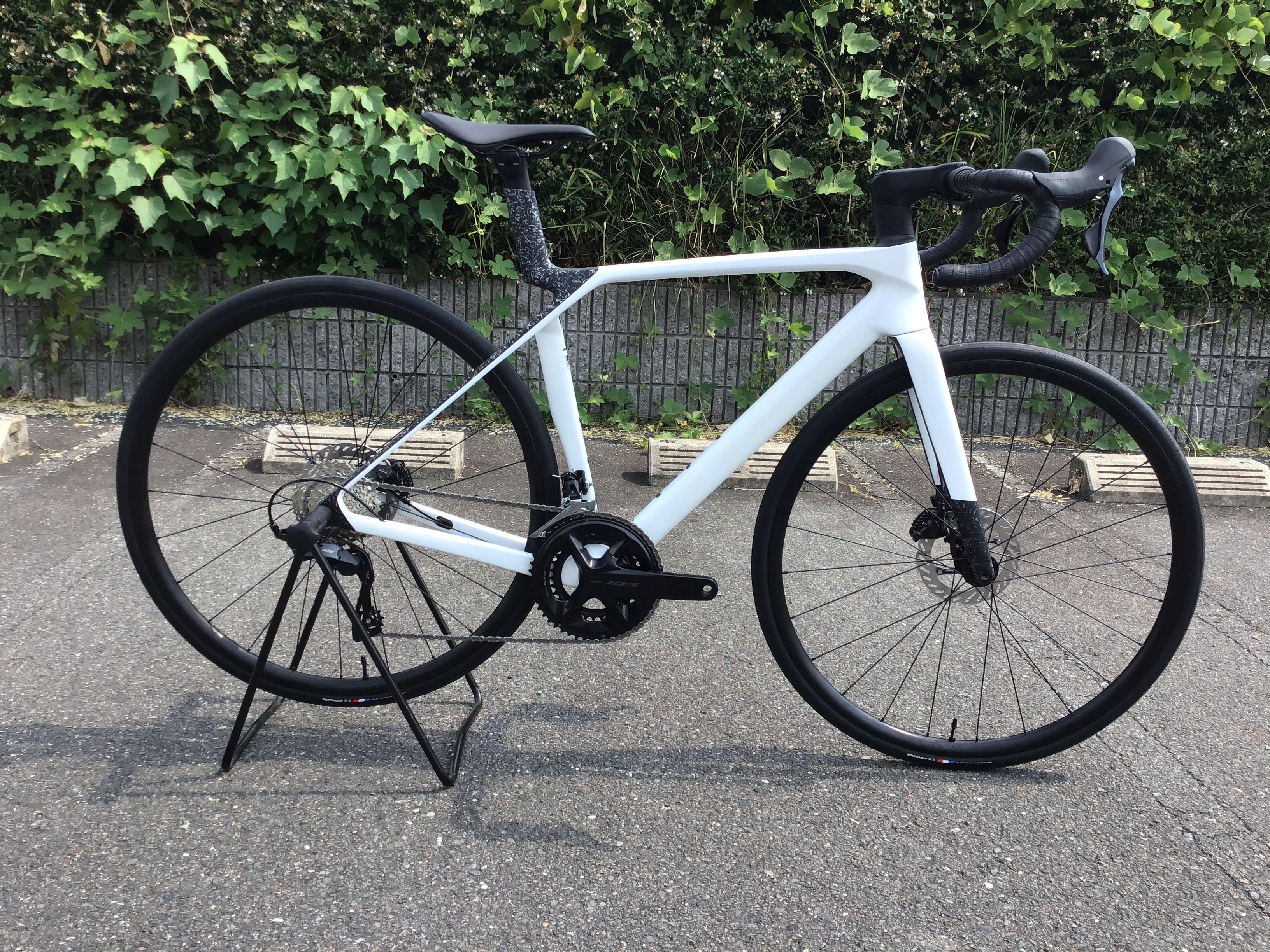 【NEW MODEL DEBUT】2026年モデルMADONE SL5　新色とパーツを新たに登場