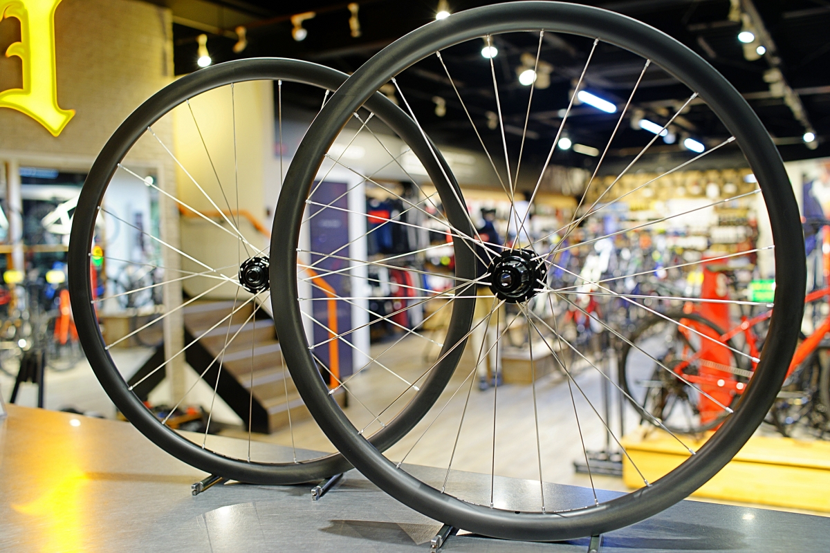 コスパ抜群のオリジナルホイールを2セットご紹介　試乗もできます【京都西店】