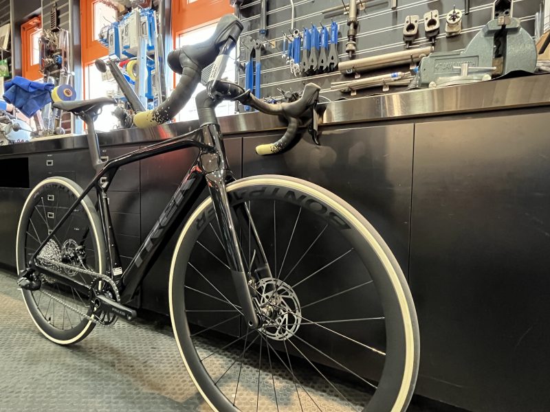 【宝塚店限定一台】MADONE SL × SRAM APEX AXS
